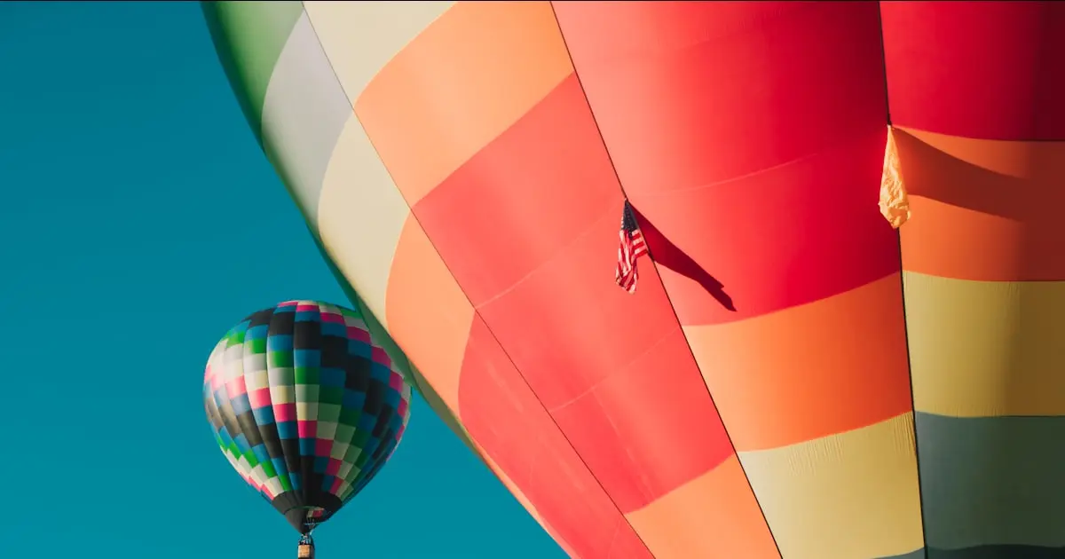 Why Do Hot Air Balloons Rise? The Science of Buoyancy Explained