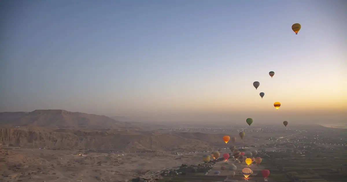 How Long Does a Hot Air Balloon Ride Last?
