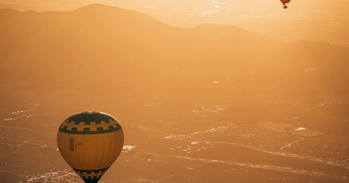 How Hot Air Balloons Work: The Science Behind Your Marrakech Flight